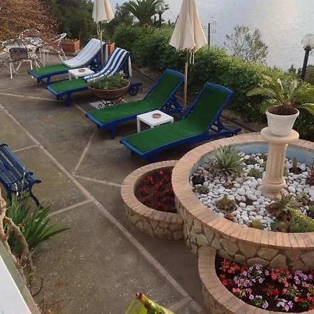 Bb La Guardiia Bed and Breakfast