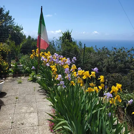 Bb La Guardiia Bed and Breakfast 4*