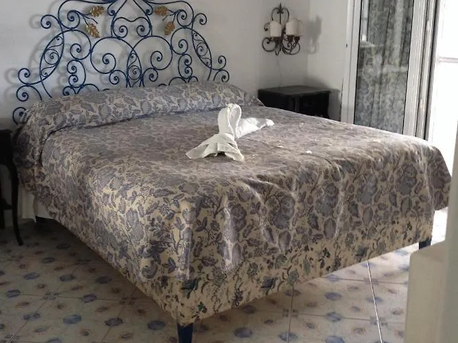 Bb La Guardiia Bed & Breakfast